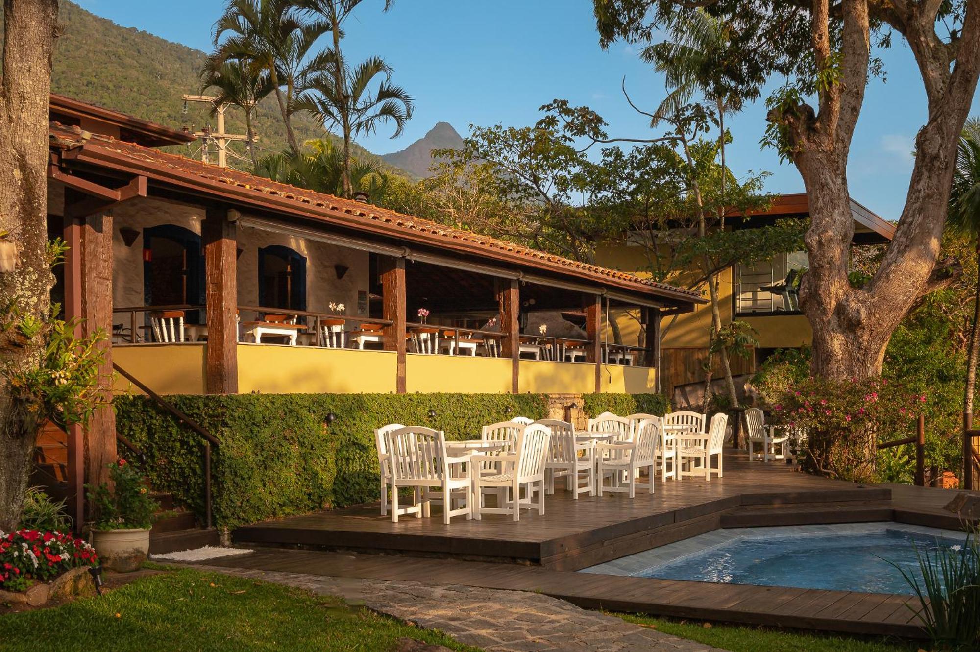 Hotel Porto Pacuiba 4*