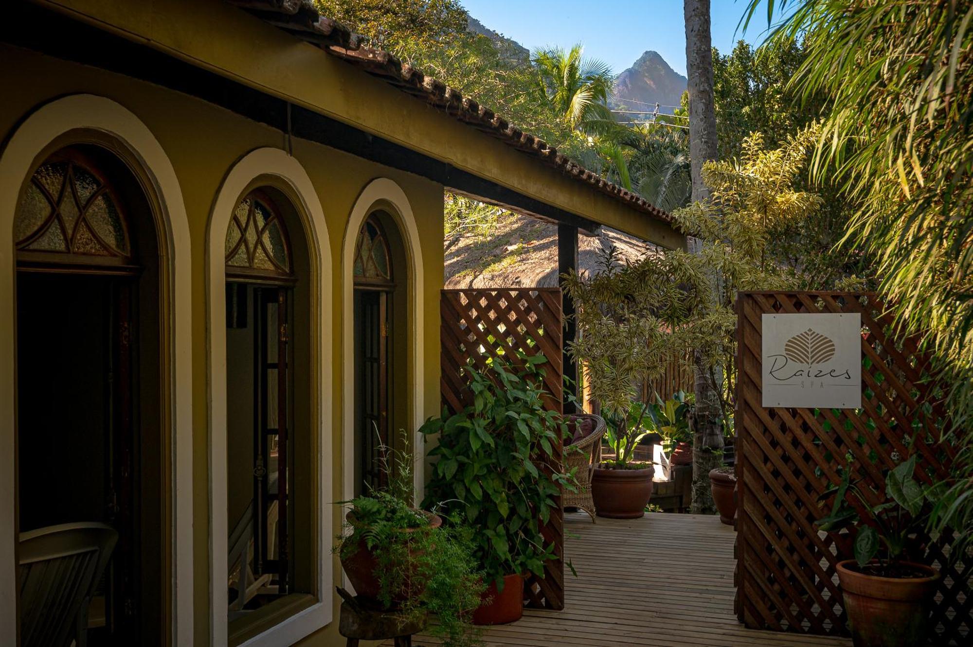 Hotel Porto Pacuiba 4*